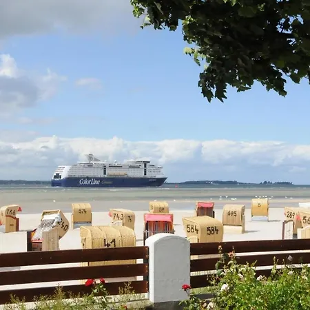 Tolle Ferienwohnung Mit Meerblick - Fördeblick 51 Laboe