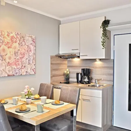 Tolle Ferienwohnung Mit Meerblick - Fördeblick 51 * Laboe